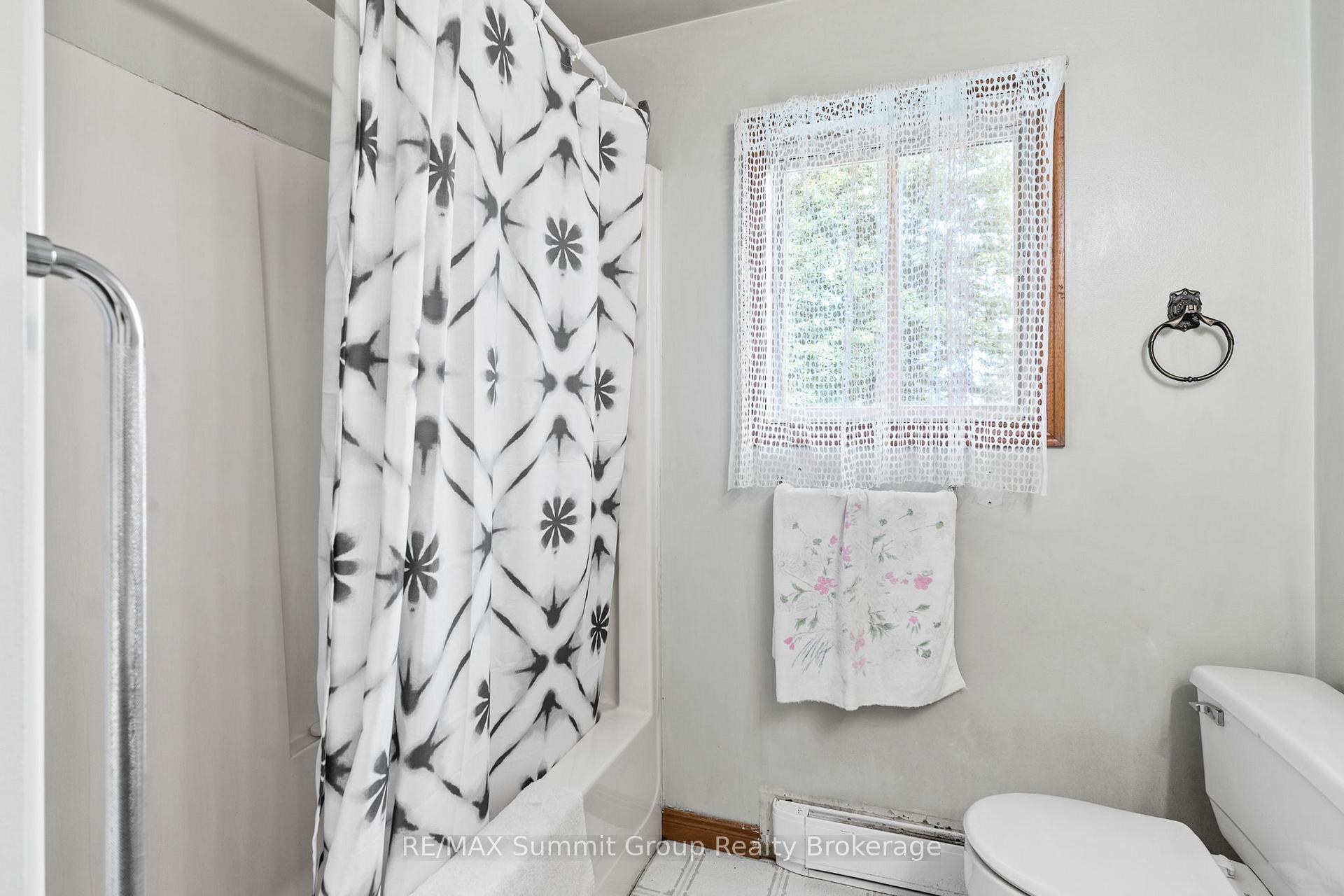 Photo 11 of 225187 Southgate Road 22, Southgate — HOMEH
