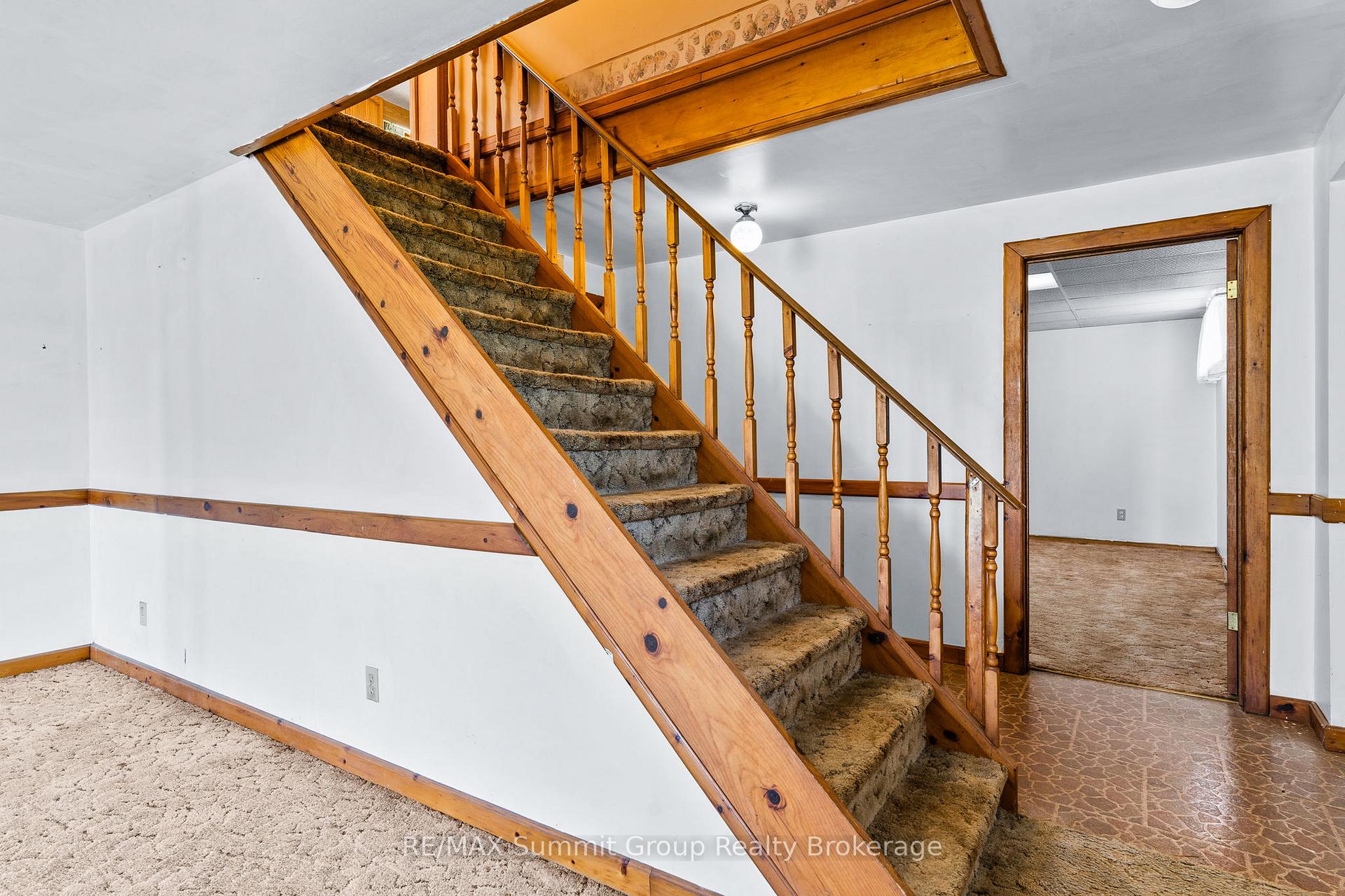 Photo 21 of 225187 Southgate Road 22, Southgate — HOMEH