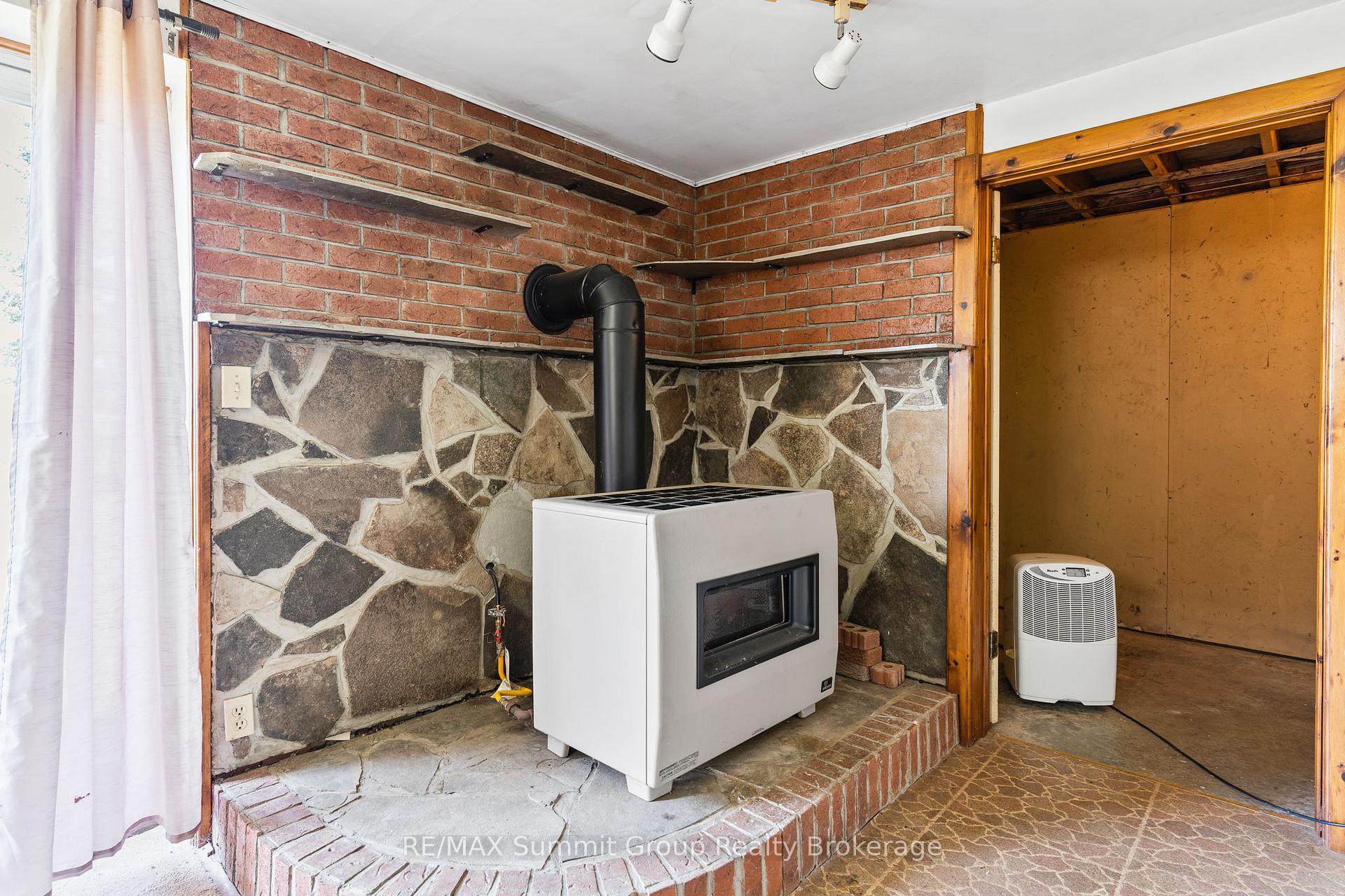 Photo 24 of 225187 Southgate Road 22, Southgate — HOMEH