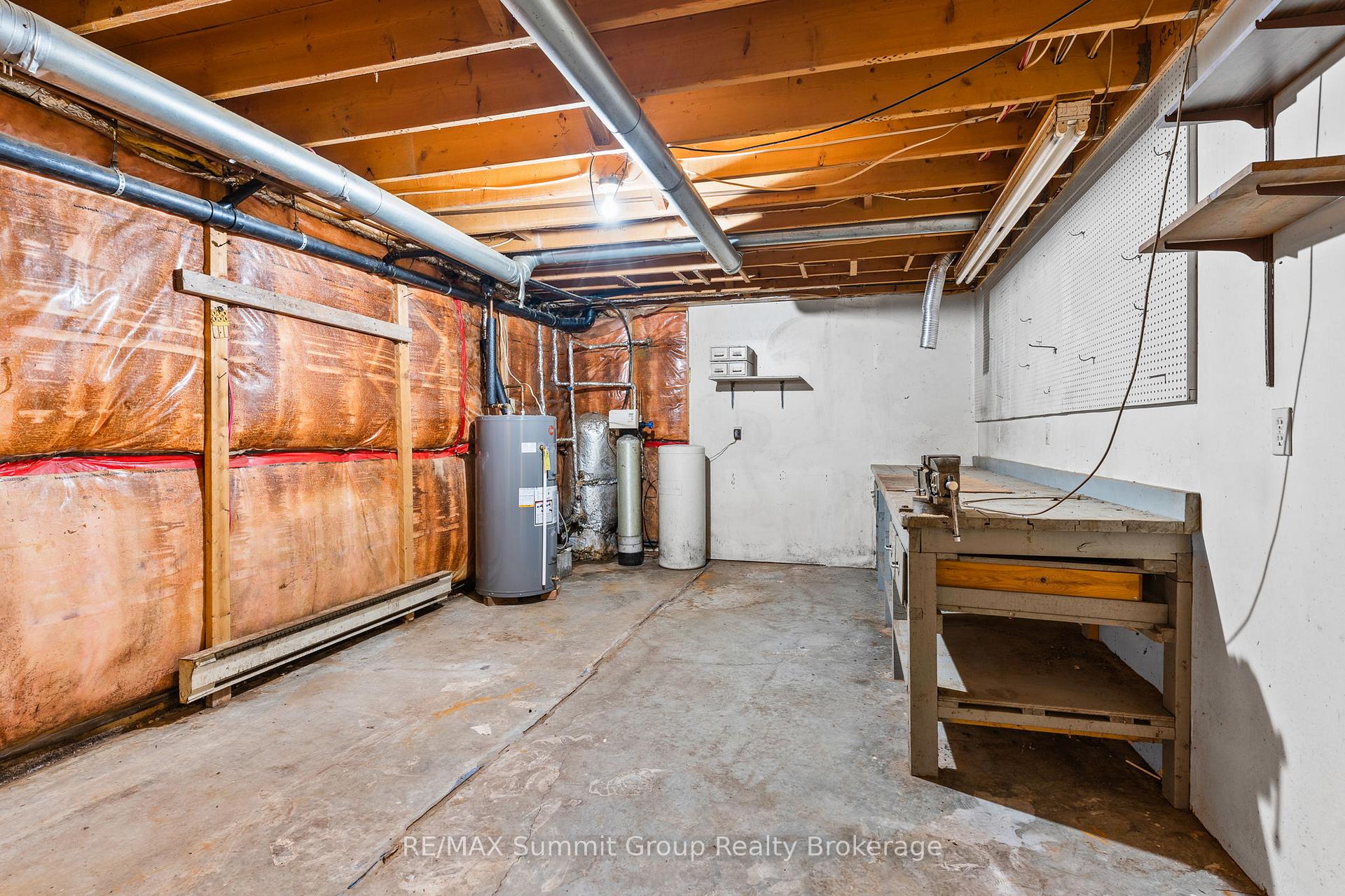 Photo 22 of 225187 Southgate Road 22, Southgate — HOMEH