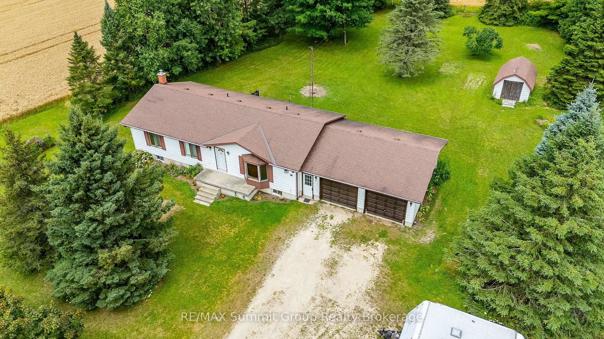 Photo 37 of 225187 Southgate Road 22, Southgate — HOMEH