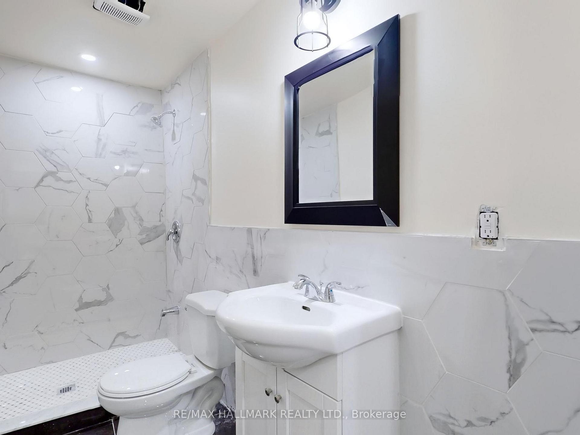 Photo 14 of 338 Hawkview Boulevard, Vaughan, Vellore Village — HOMEH