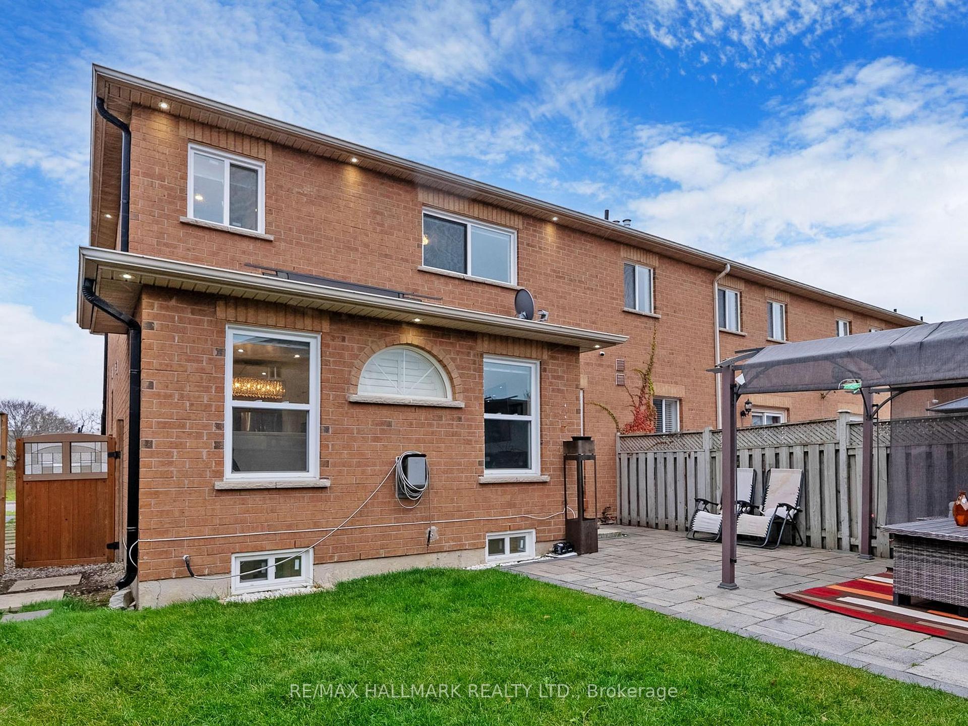 Photo 22 of 338 Hawkview Boulevard, Vaughan, Vellore Village — HOMEH