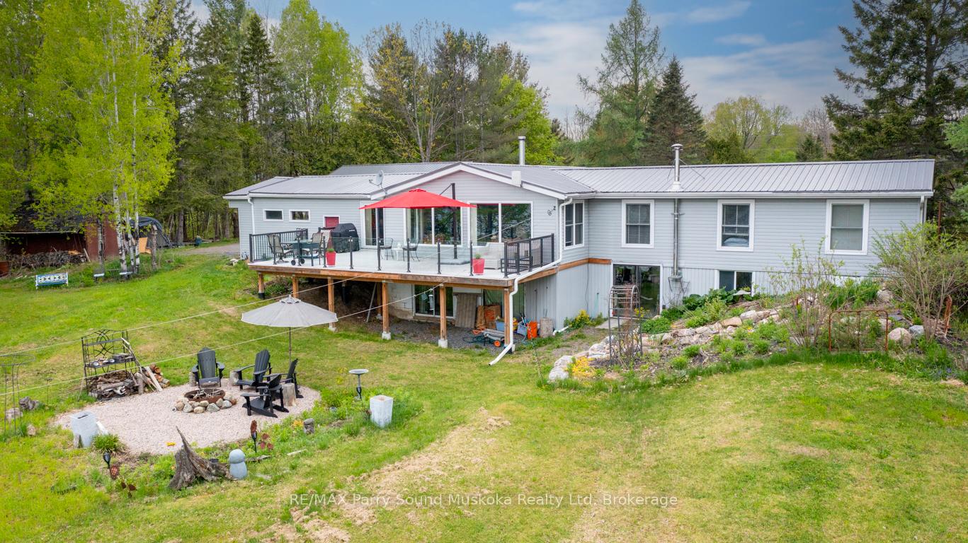 Photo 4 of 28 Lakeside Drive, McKellar — HOMEH