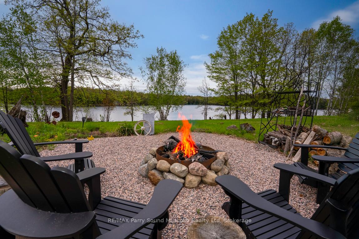 Photo 13 of 28 Lakeside Drive, McKellar — HOMEH