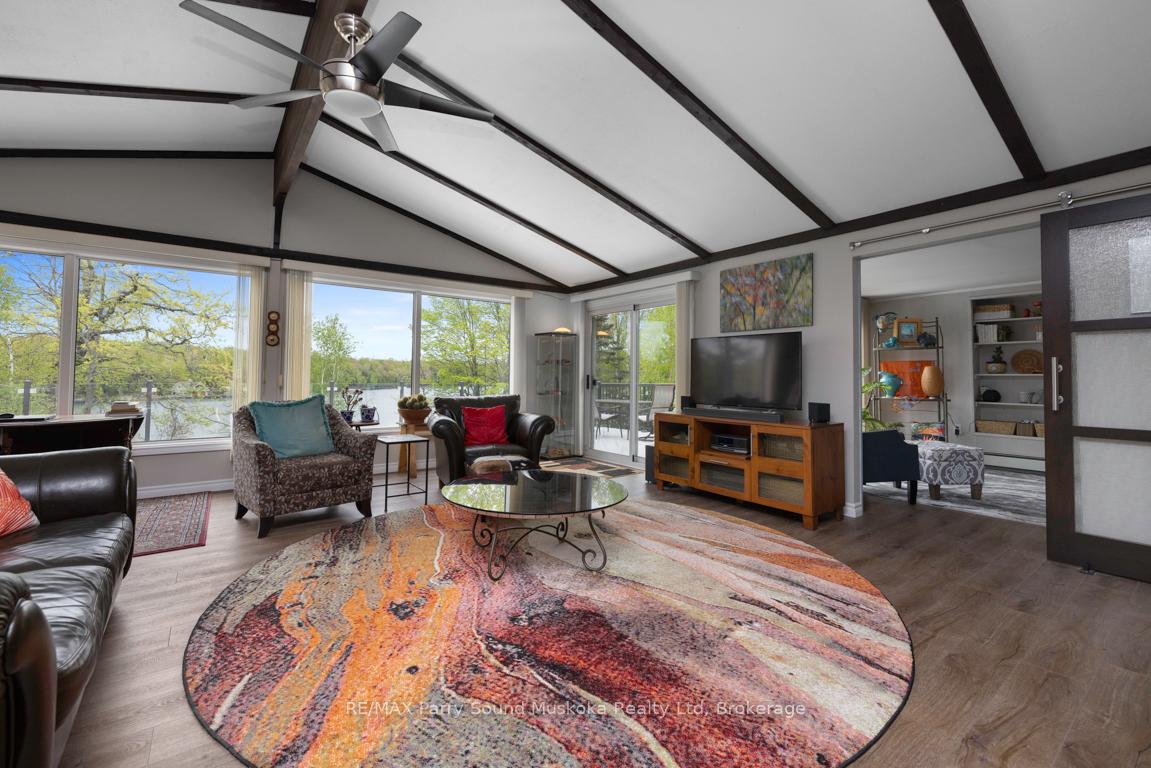 Photo 6 of 28 Lakeside Drive, McKellar — HOMEH