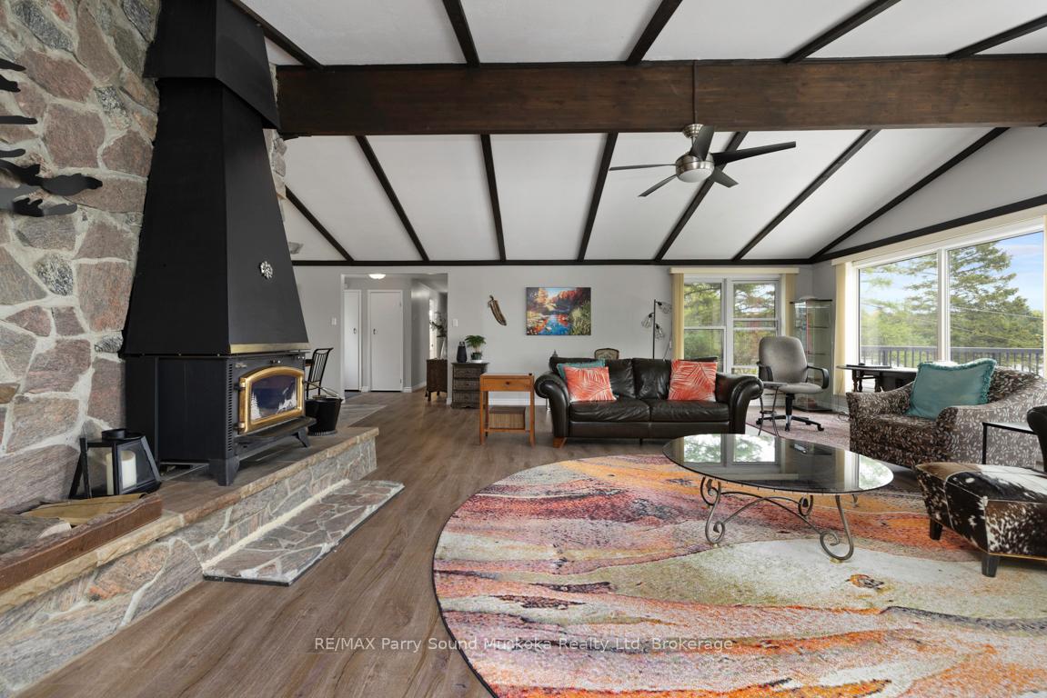Photo 9 of 28 Lakeside Drive, McKellar — HOMEH