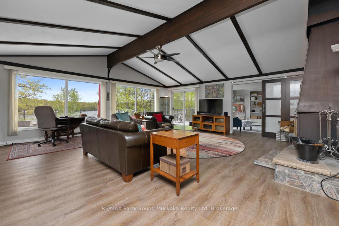 Photo 20 of 28 Lakeside Drive, McKellar — HOMEH