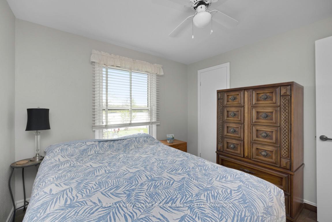 Photo 29 of 28 Lakeside Drive, McKellar — HOMEH