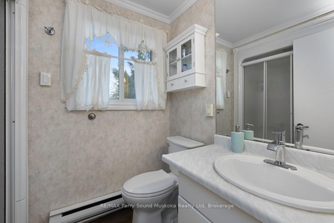 Photo 30 of 28 Lakeside Drive, McKellar — HOMEH