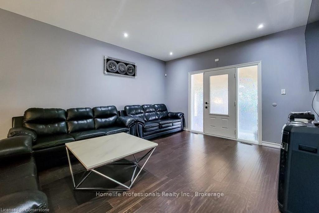 Photo 11 of 313 Fennell Avenue E, Hamilton, Inch Park — HOMEH