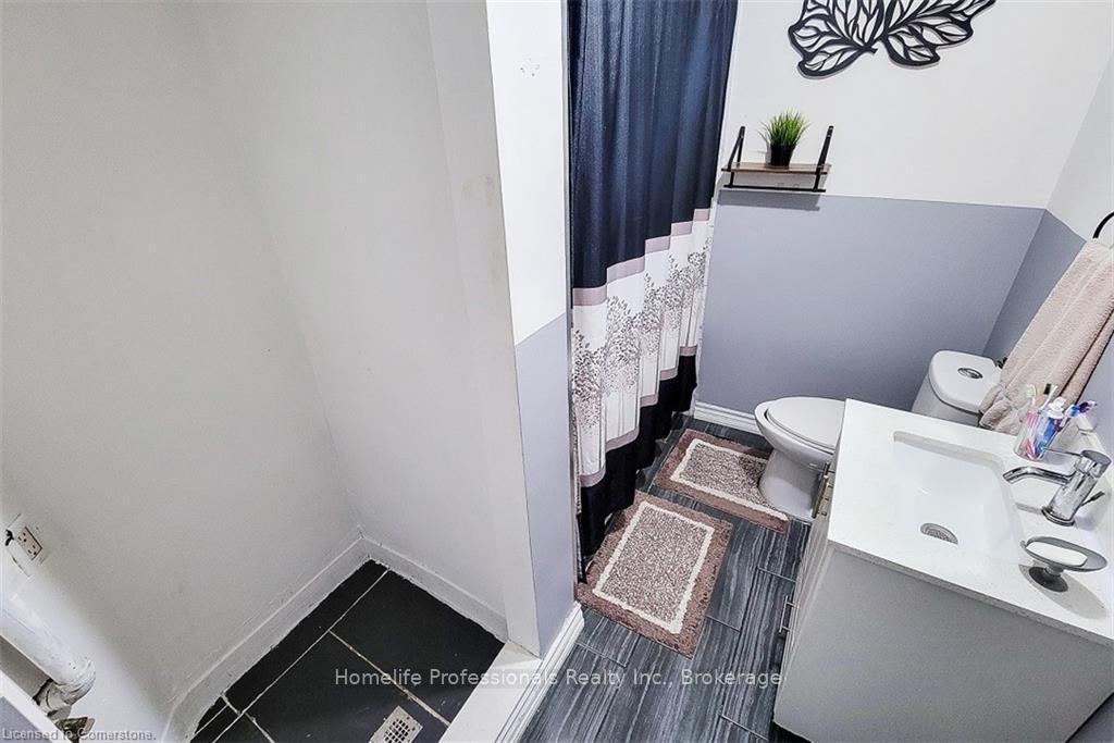 Photo 20 of 313 Fennell Avenue E, Hamilton, Inch Park — HOMEH