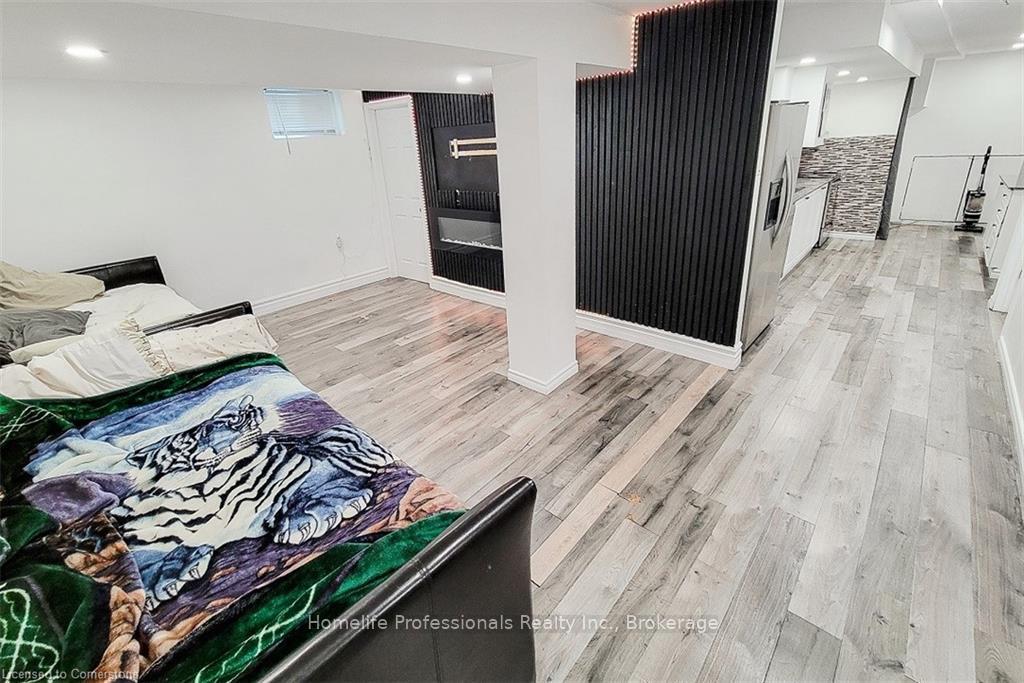 Photo 25 of 313 Fennell Avenue E, Hamilton, Inch Park — HOMEH