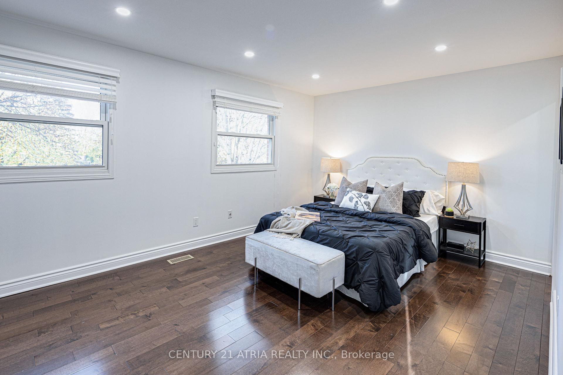 Photo 7 of 15 Dewitt Court, Markham, Sherwood-Amberglen — HOMEH