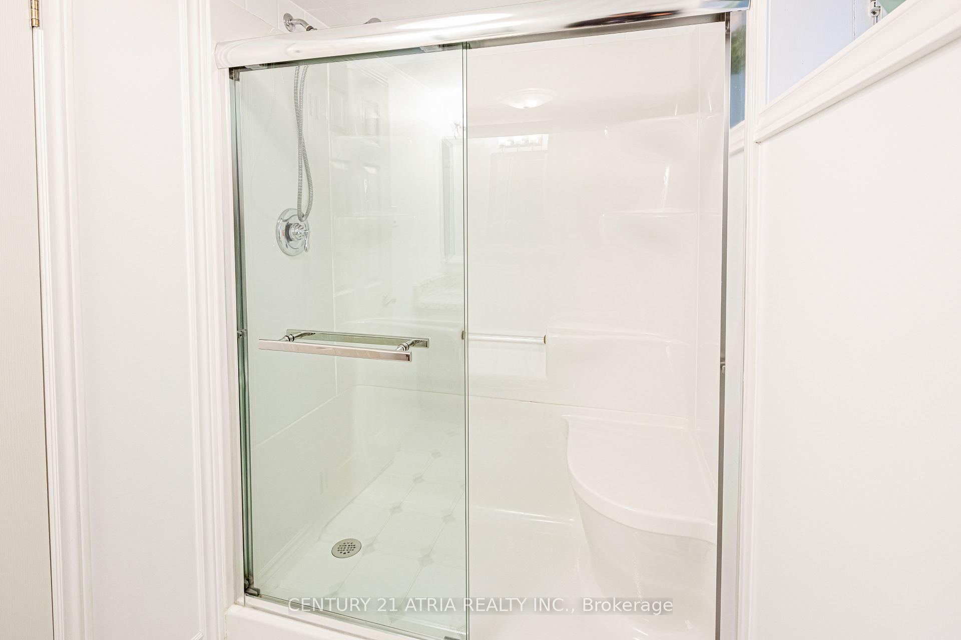 Photo 28 of 15 Dewitt Court, Markham, Sherwood-Amberglen — HOMEH