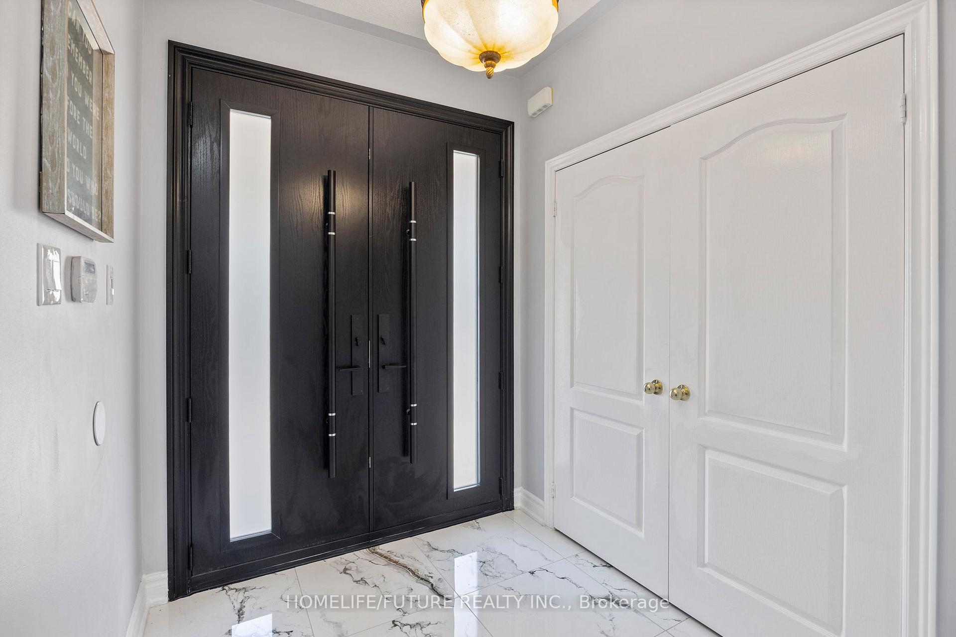 Photo 38 of 7 Vanwood Crescent, Brampton, Vales of Castlemore — HOMEH