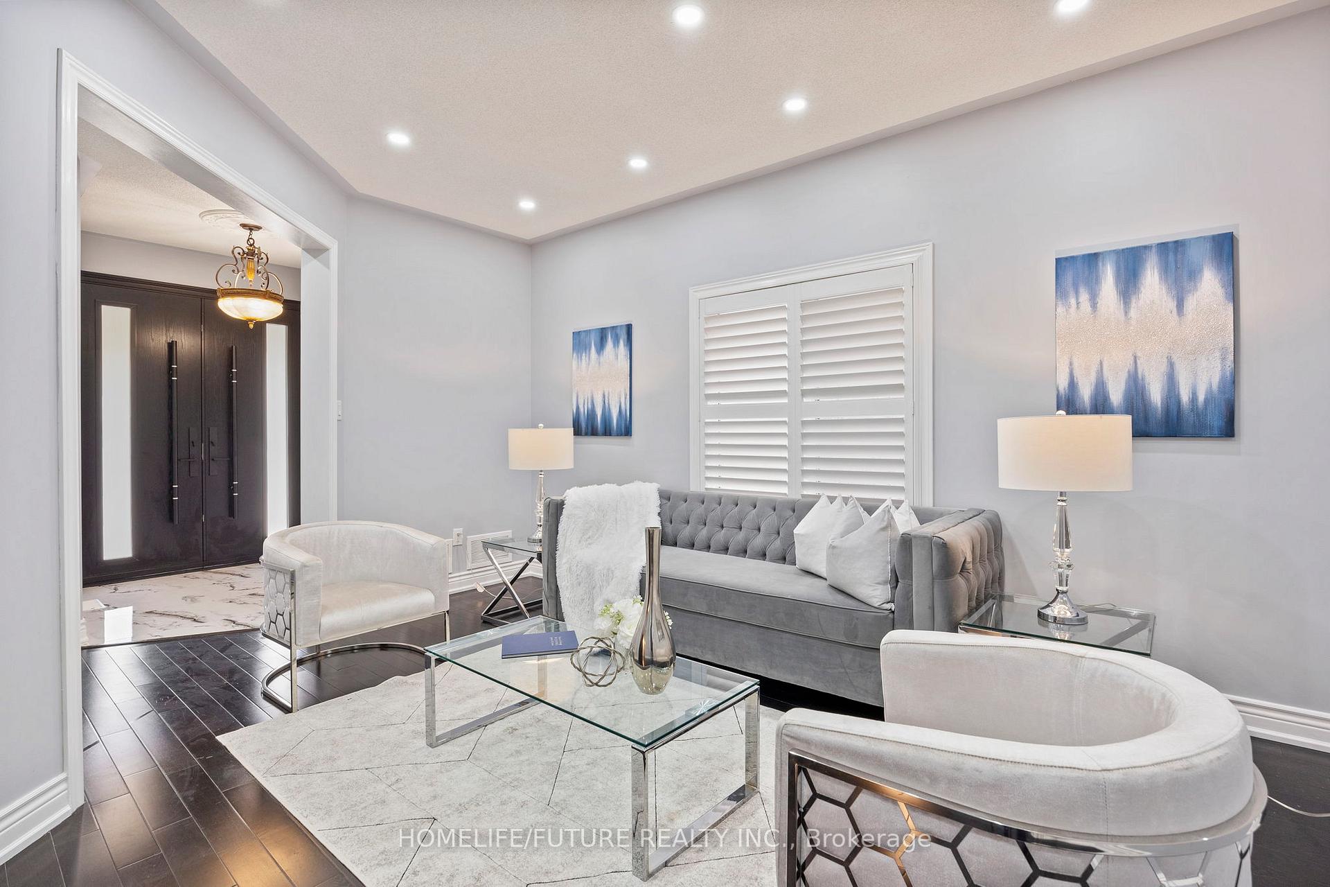 Photo 7 of 7 Vanwood Crescent, Brampton, Vales of Castlemore — HOMEH