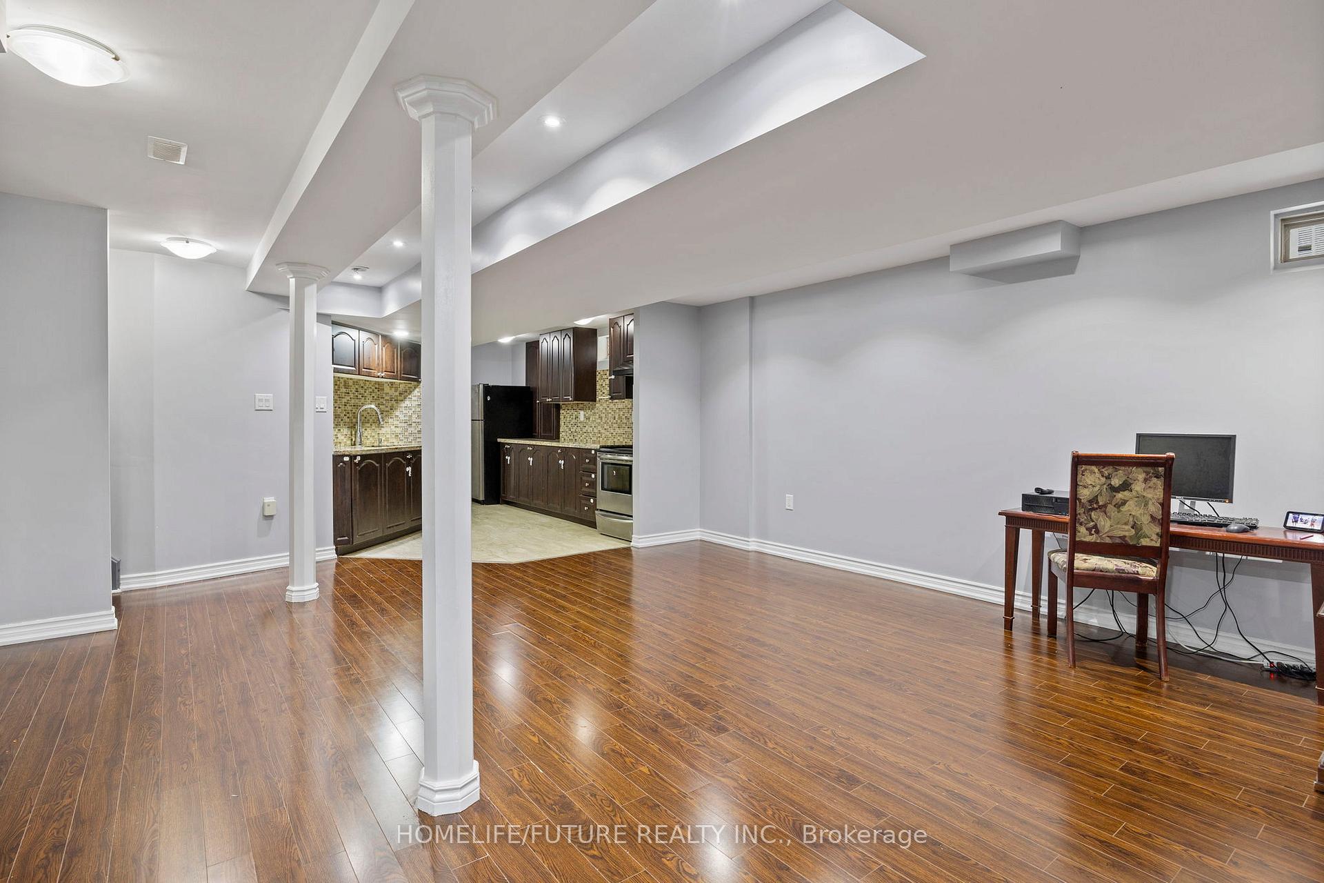 Photo 29 of 7 Vanwood Crescent, Brampton, Vales of Castlemore — HOMEH