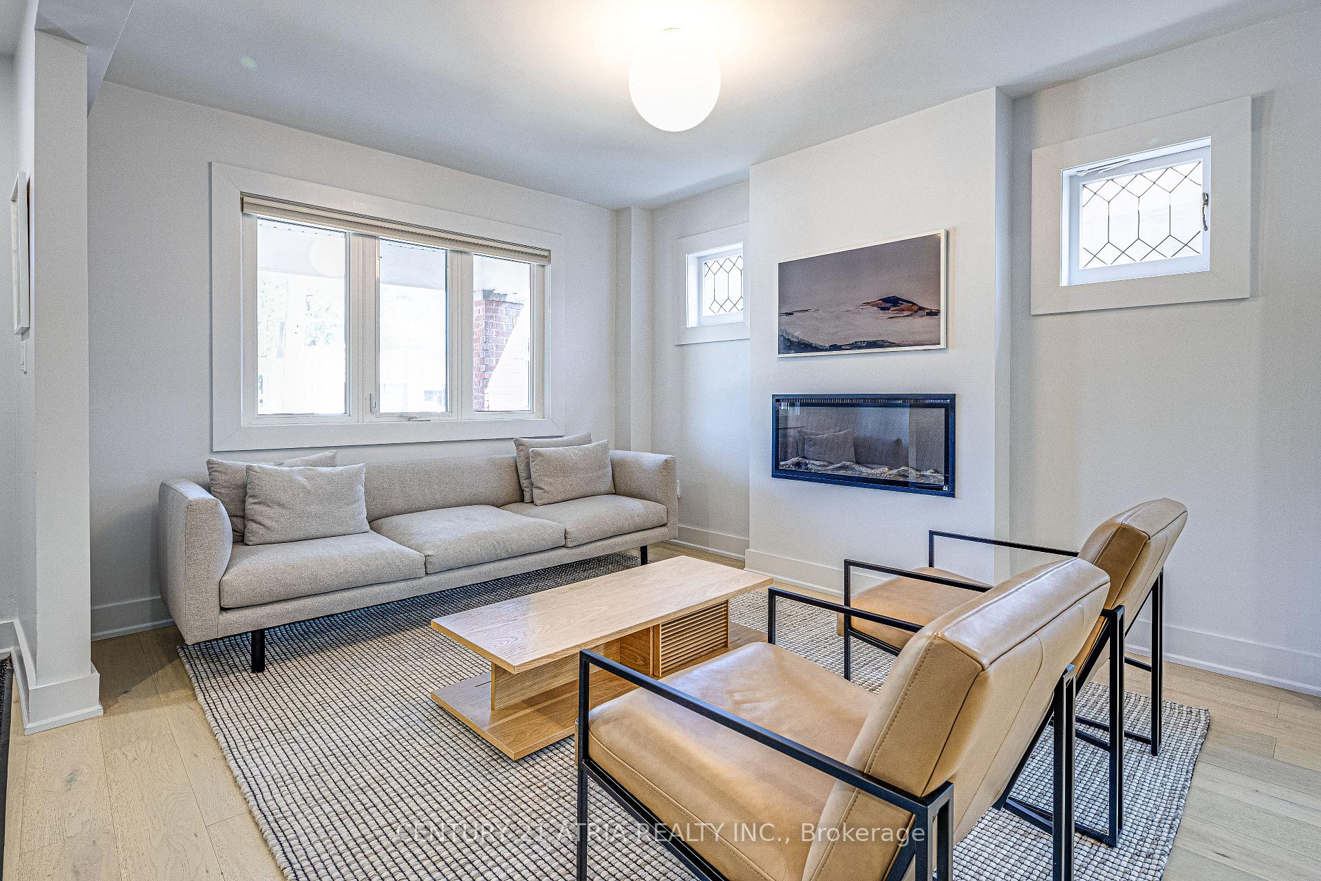 Photo 4 of 458 Donlands Avenue, Toronto, East York — HOMEH