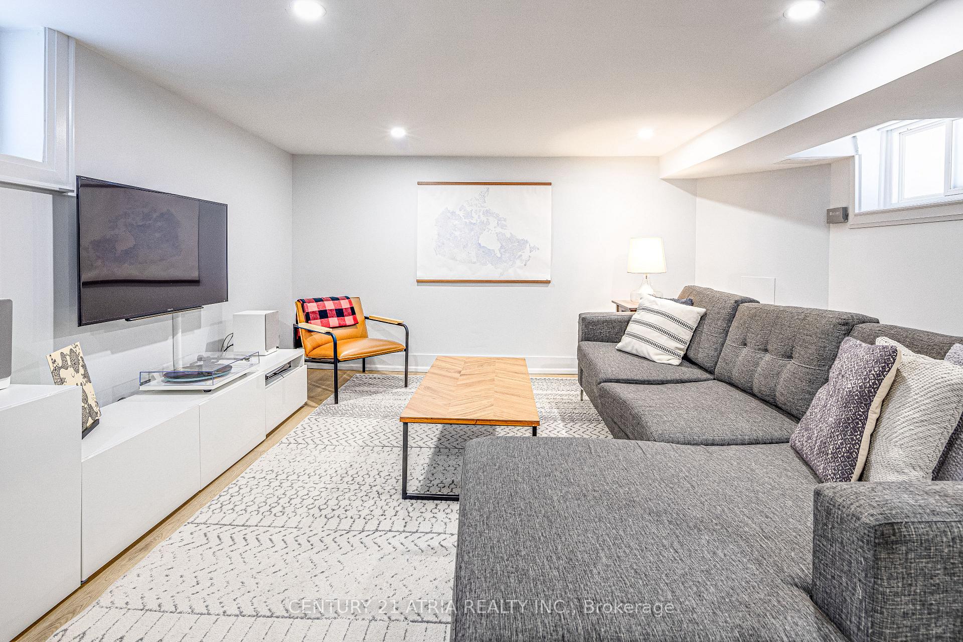 Photo 23 of 458 Donlands Avenue, Toronto, East York — HOMEH