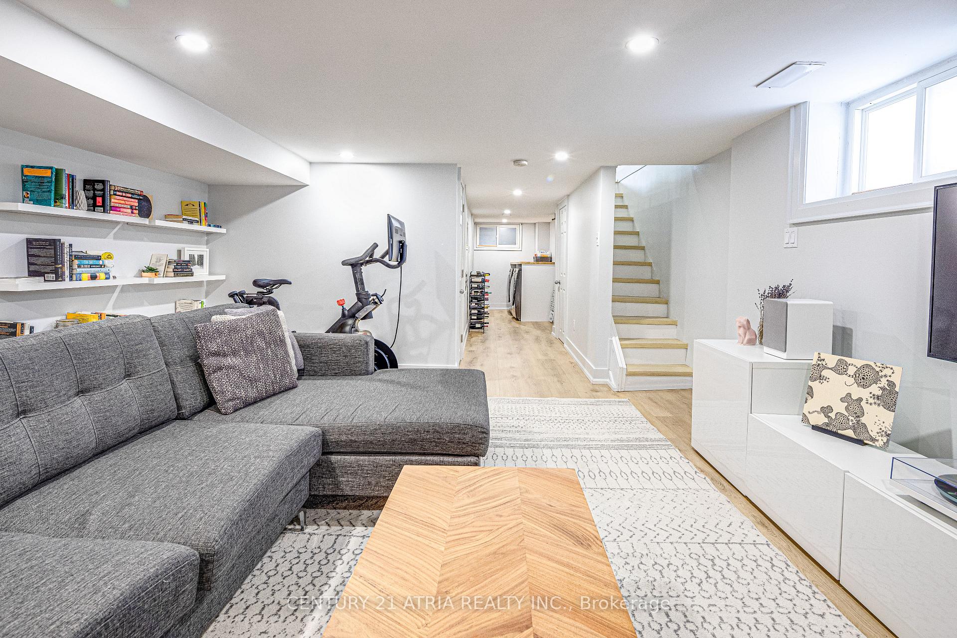 Photo 32 of 458 Donlands Avenue, Toronto, East York — HOMEH