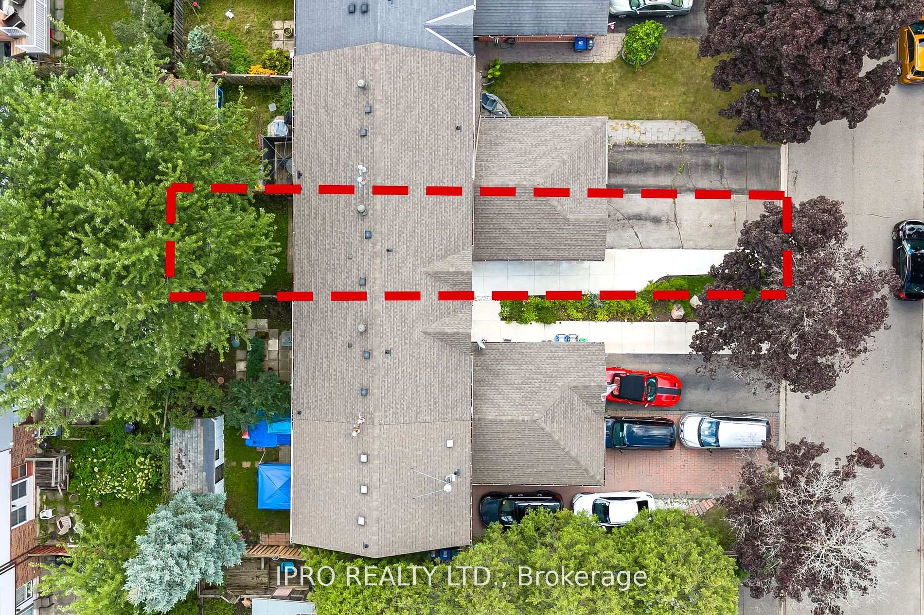 Photo 5 of 31 Barrington Crescent, Brampton, Heart Lake East — HOMEH