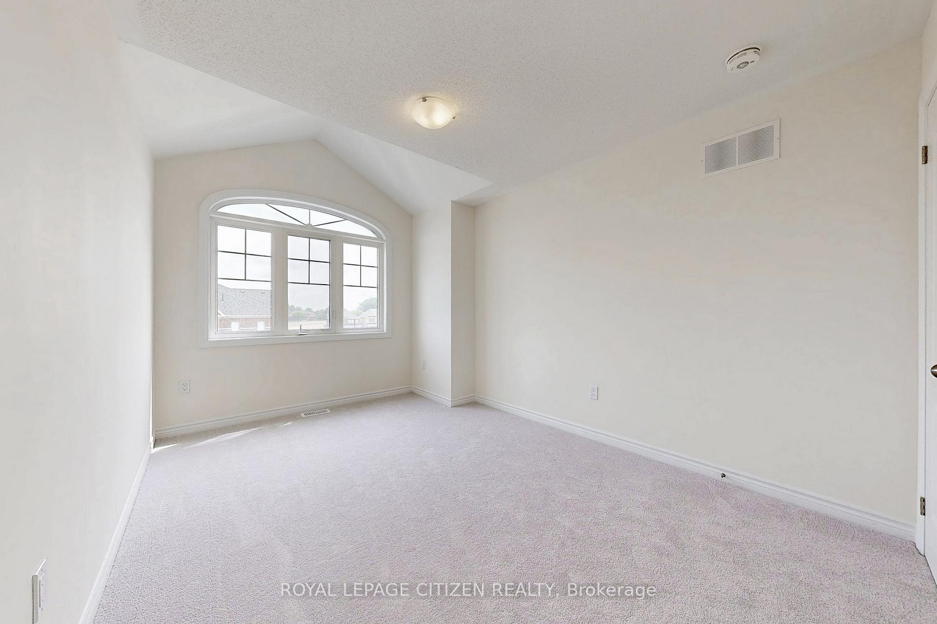 Photo 14 of 150 North Garden Boulevard, Scugog, Port Perry — HOMEH