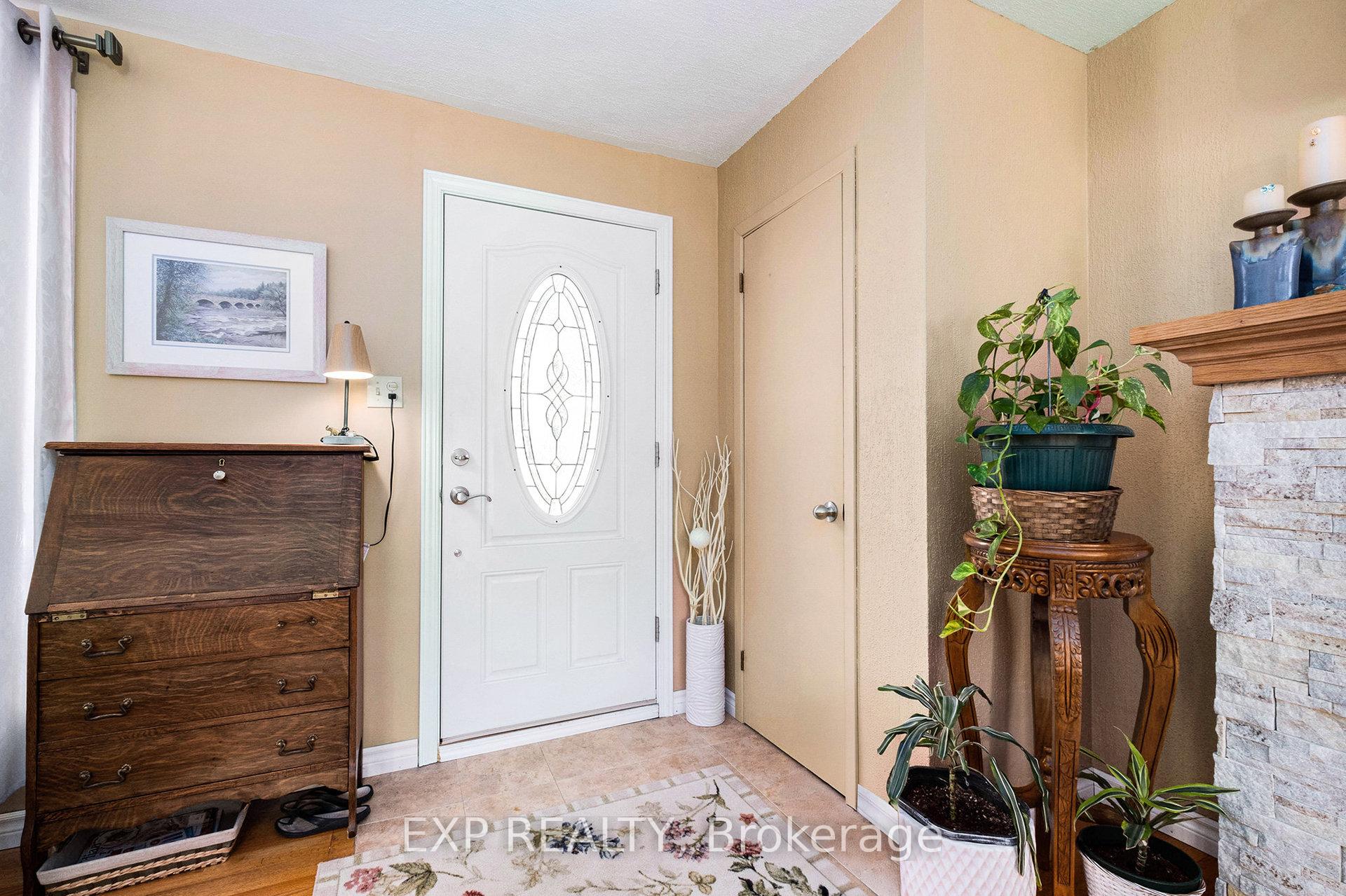 Photo 8 of 277 Allbirch Road, Ottawa, Constance Bay — HOMEH