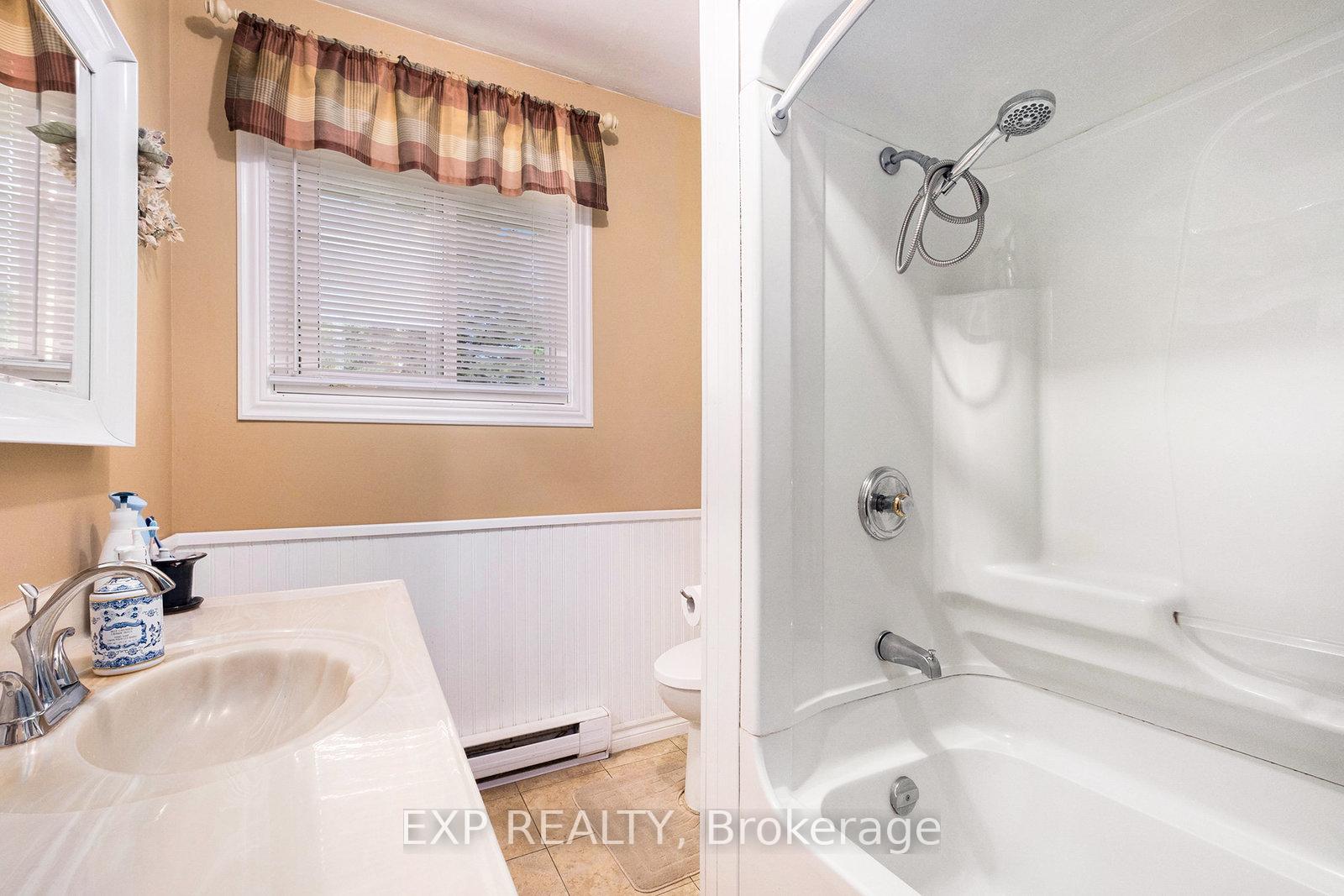 Photo 22 of 277 Allbirch Road, Ottawa, Constance Bay — HOMEH