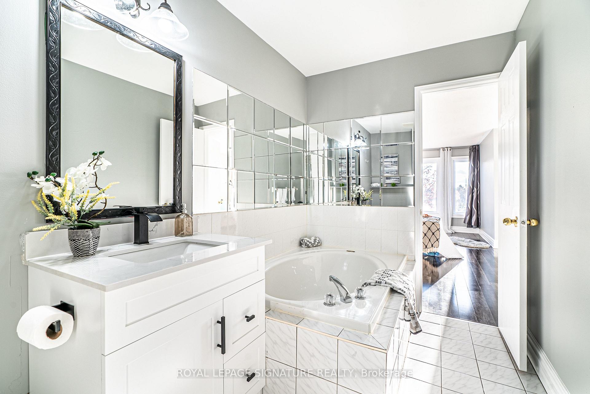 Photo 10 of Unit 41, 67 Goldenlight Circle, Brampton, Bram West — HOMEH