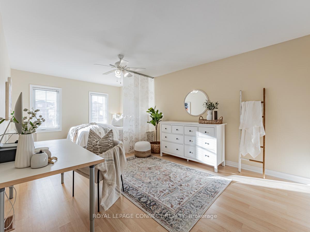 Photo 13 of 203 Fallingbrook Street, Whitby, Pringle Creek — HOMEH