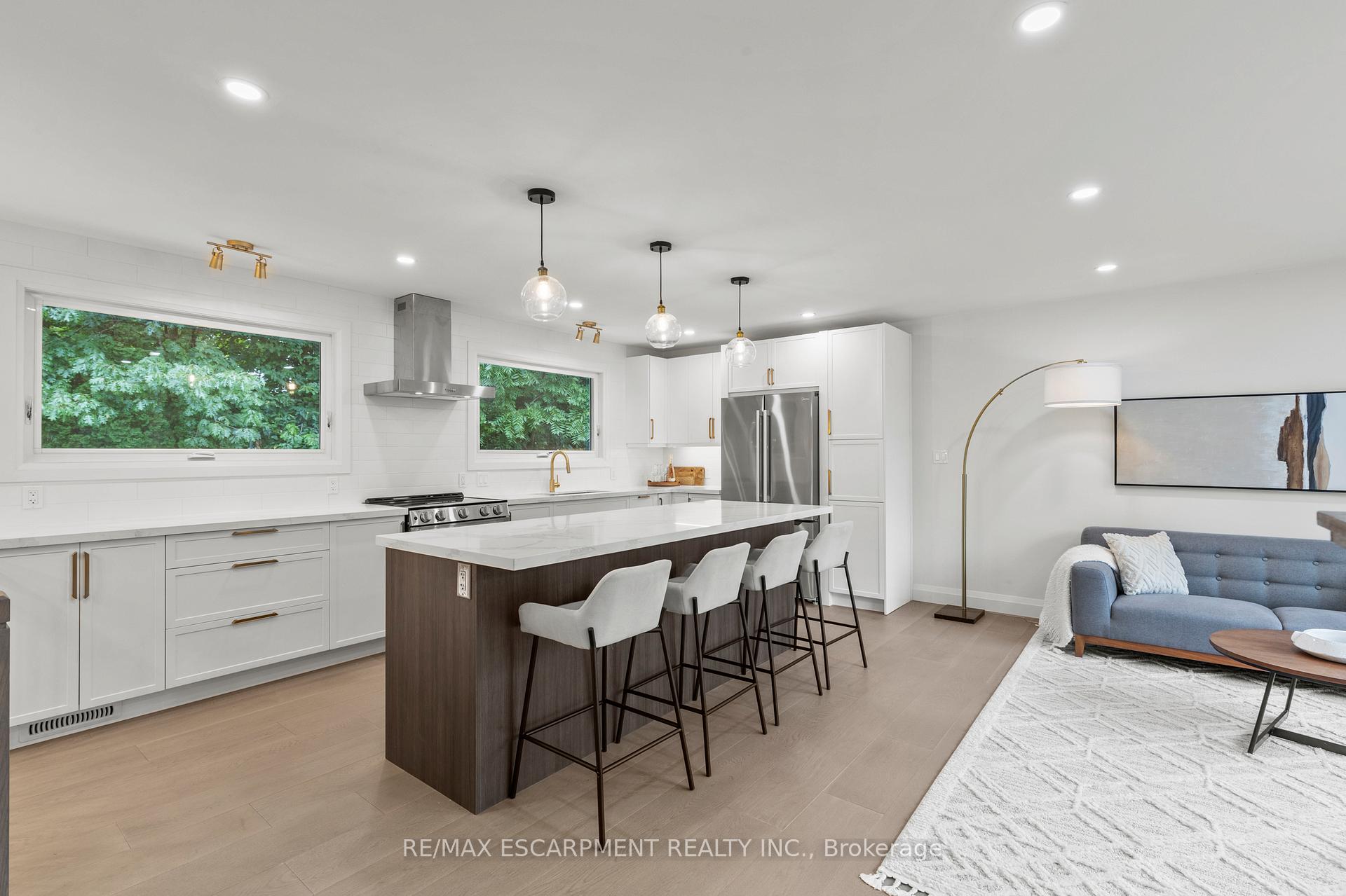 Photo 8 of 36 Spring Garden Boulevard, St. Catharines, Lakeshore — HOMEH