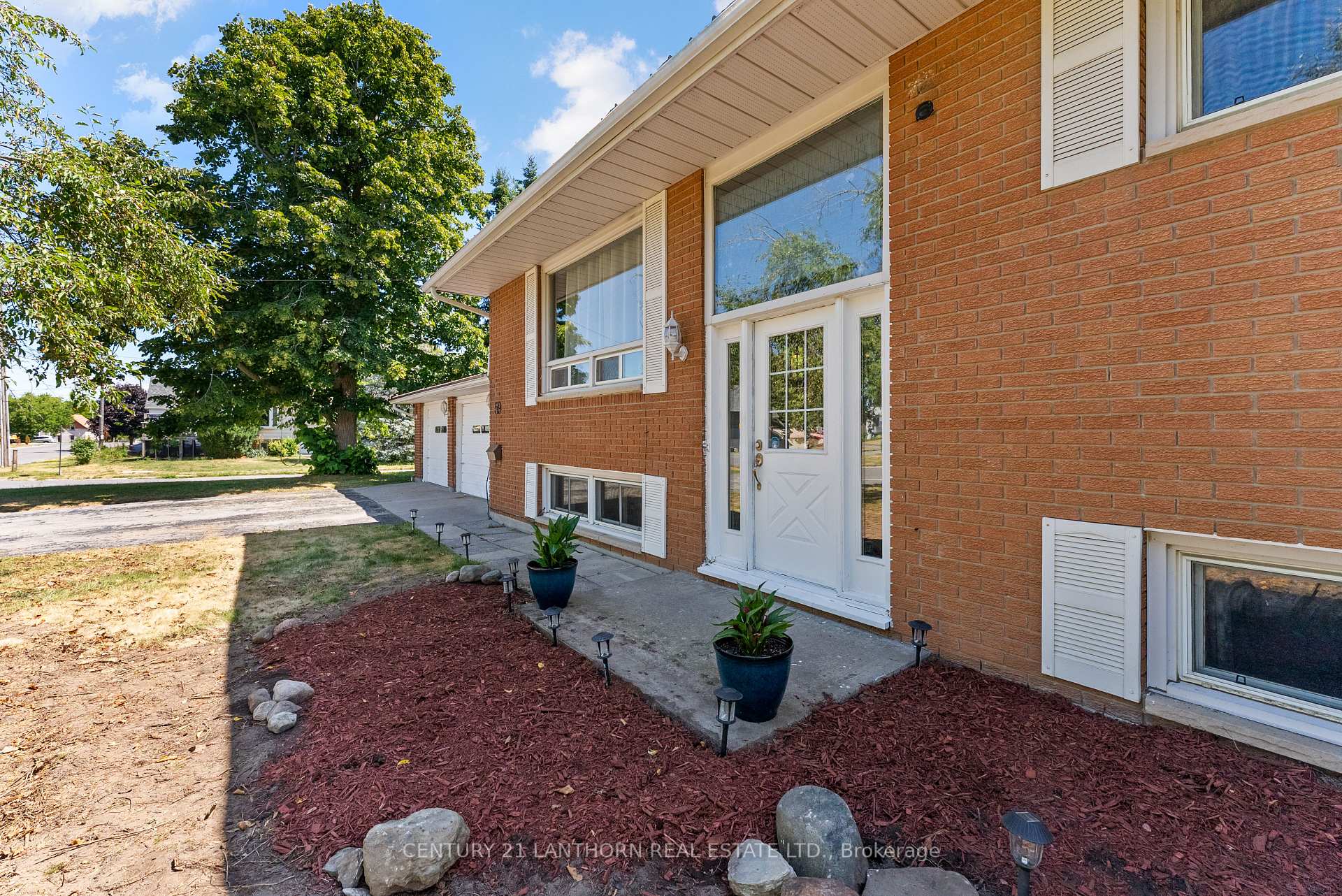 Photo 31 of 59 Nicholas Street, Quinte West, Trenton Ward — HOMEH