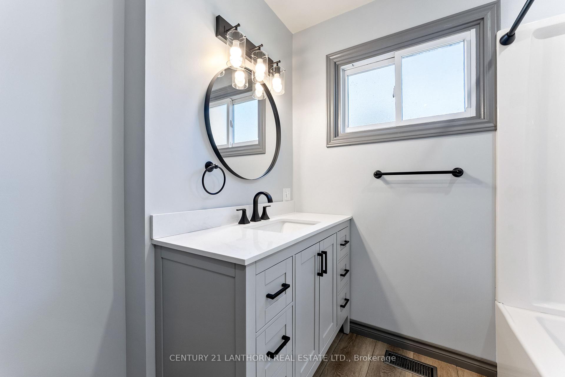 Photo 4 of 59 Nicholas Street, Quinte West, Trenton Ward — HOMEH