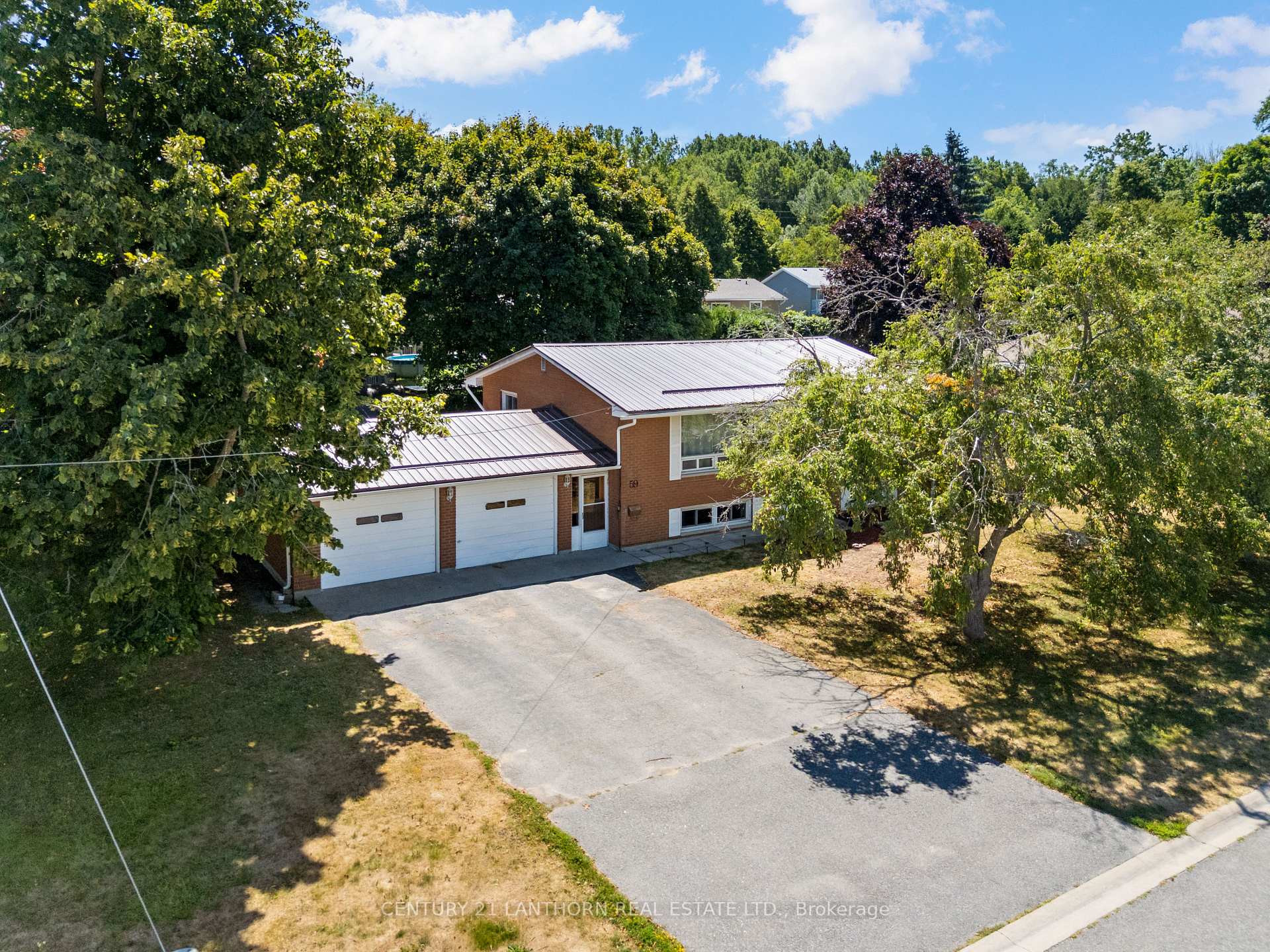 Photo 32 of 59 Nicholas Street, Quinte West, Trenton Ward — HOMEH