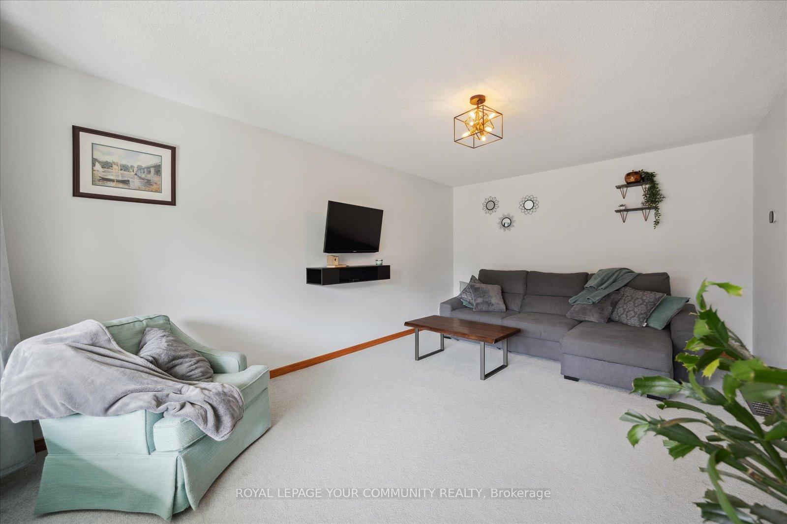 Photo 9 of 55 Beaver Ridge Drive, Brock, Cannington — HOMEH
