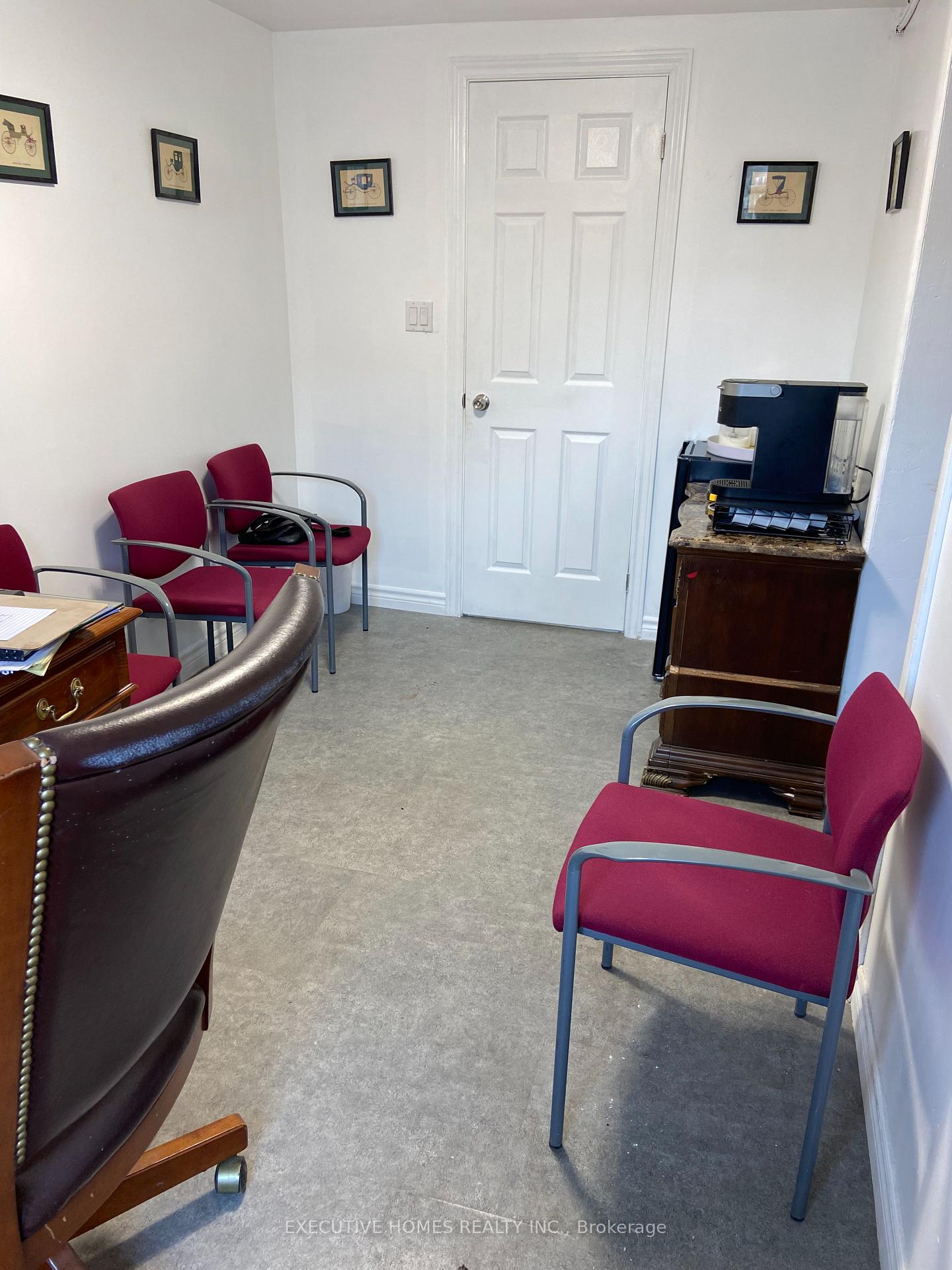 Photo 9 of 793 Barton Street, Hamilton, Stoney Creek — HOMEH
