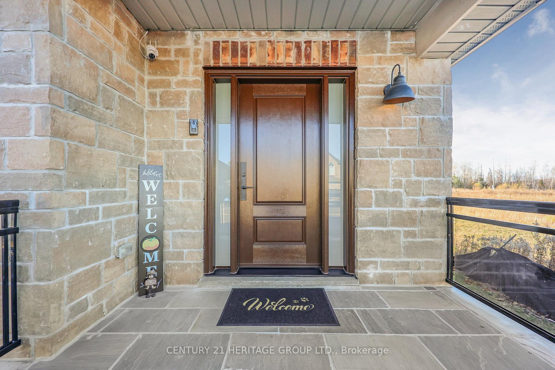 Photo 3 of 1144 Stantin Street, Innisfil, Lefroy — HOMEH