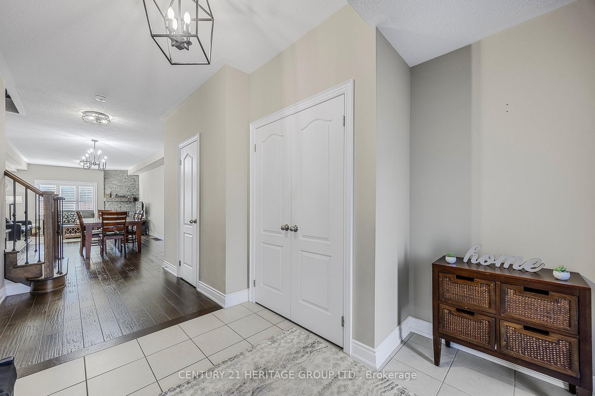 Photo 6 of 1144 Stantin Street, Innisfil, Lefroy — HOMEH