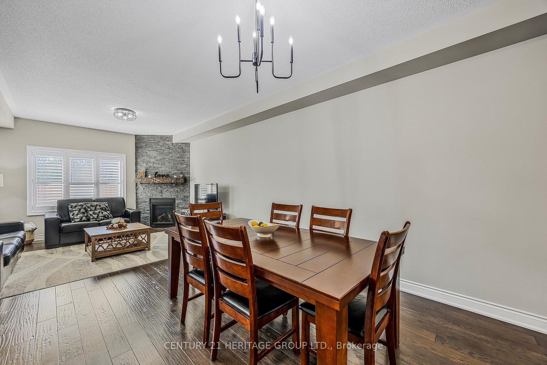 Photo 4 of 1144 Stantin Street, Innisfil, Lefroy — HOMEH