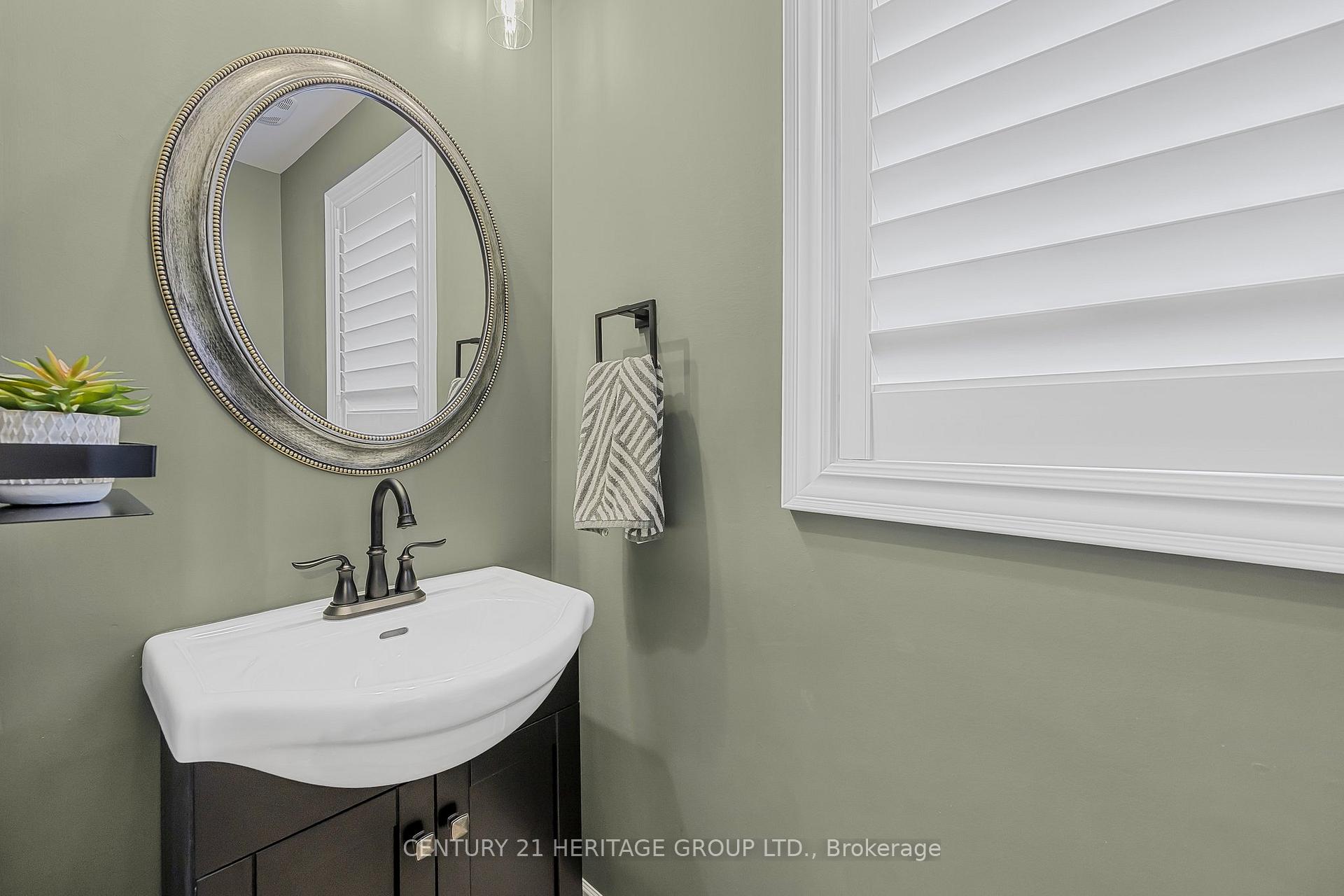 Photo 15 of 1144 Stantin Street, Innisfil, Lefroy — HOMEH