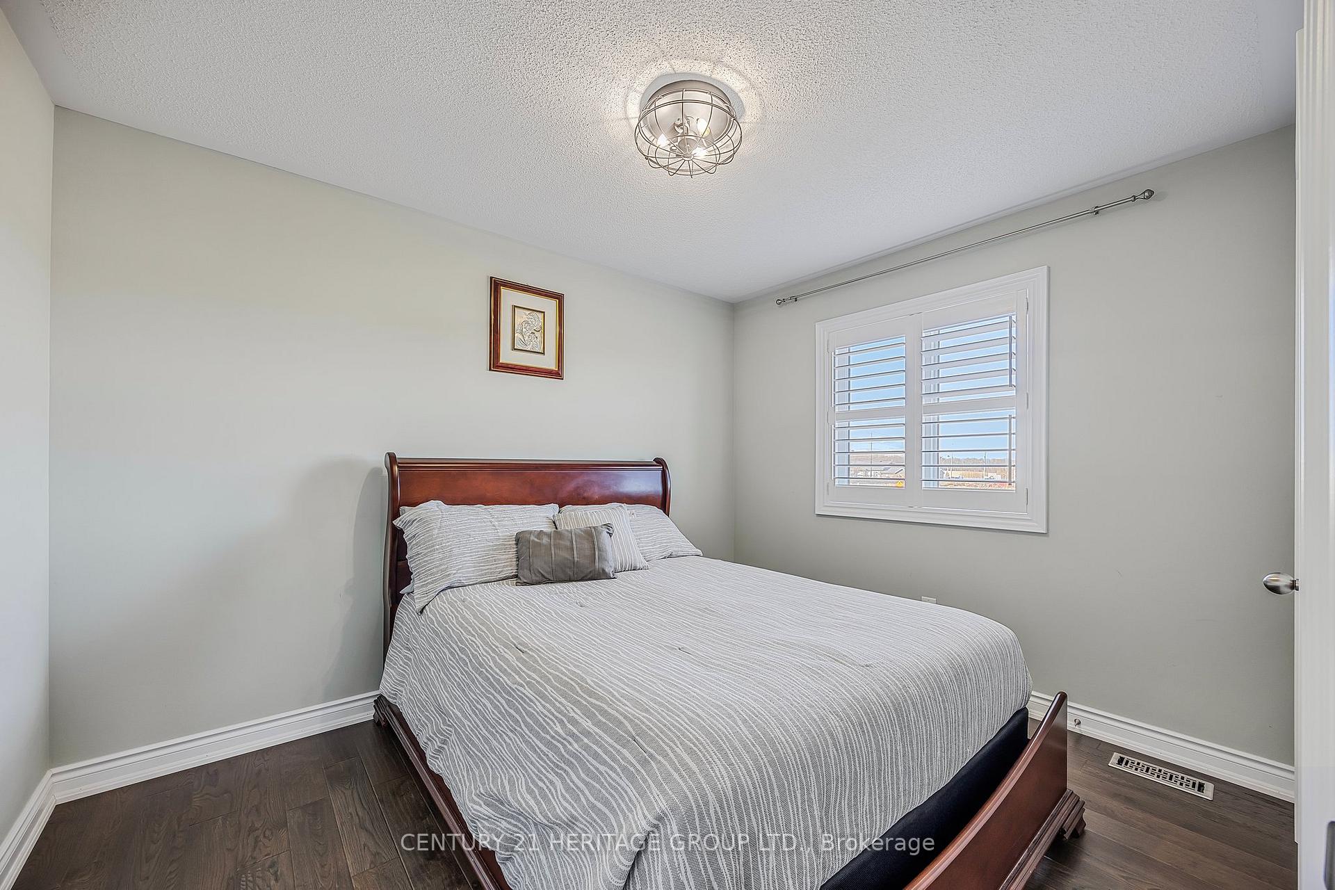 Photo 23 of 1144 Stantin Street, Innisfil, Lefroy — HOMEH