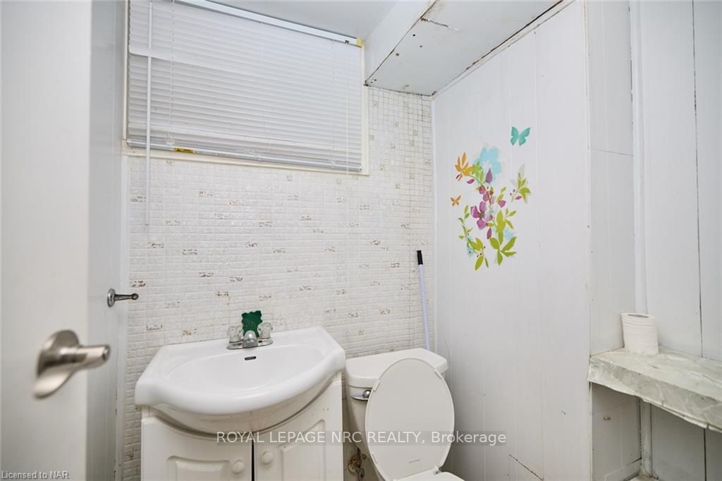 Photo 15 of 5 East Hampton Road, St. Catharines, Glendale/Glenridge — HOMEH