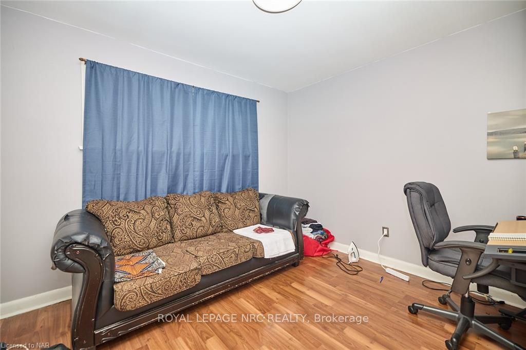 Photo 12 of 5 East Hampton Road, St. Catharines, Glendale/Glenridge — HOMEH
