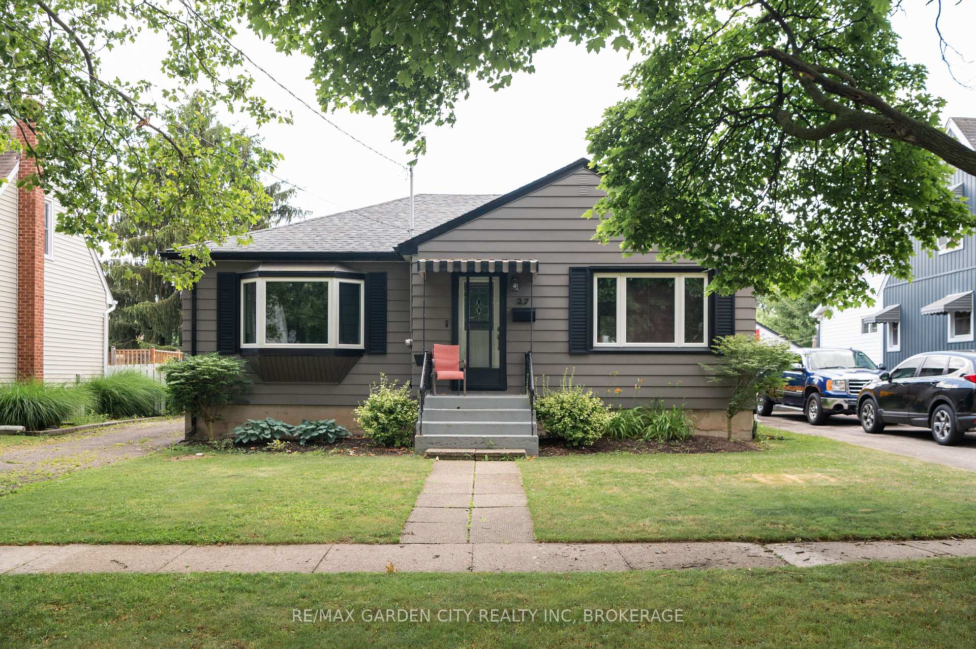 Photo 1 of 37 Mcdonald Avenue, Thorold, Thorold Downtown — HOMEH