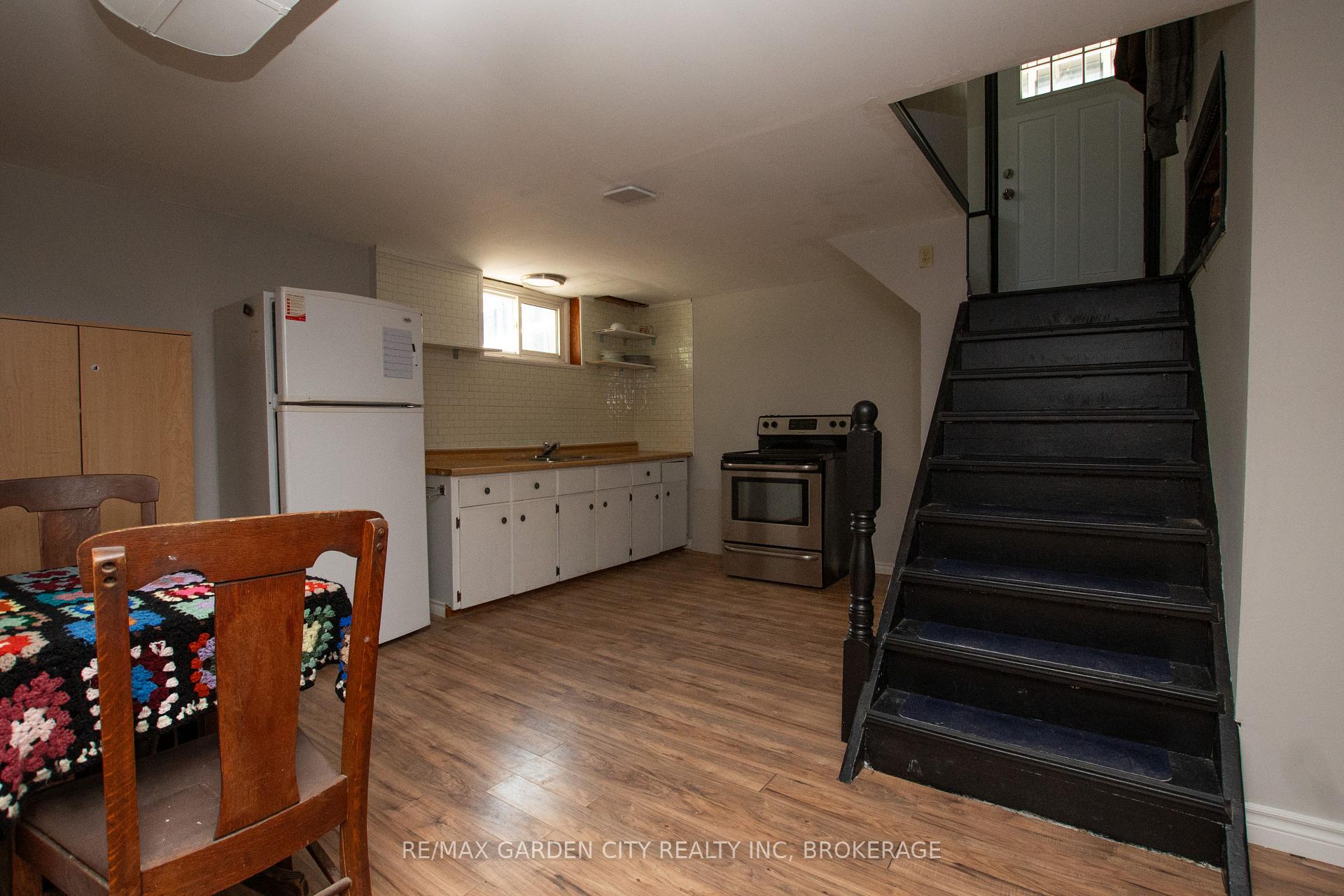 Photo 10 of 37 Mcdonald Avenue, Thorold, Thorold Downtown — HOMEH
