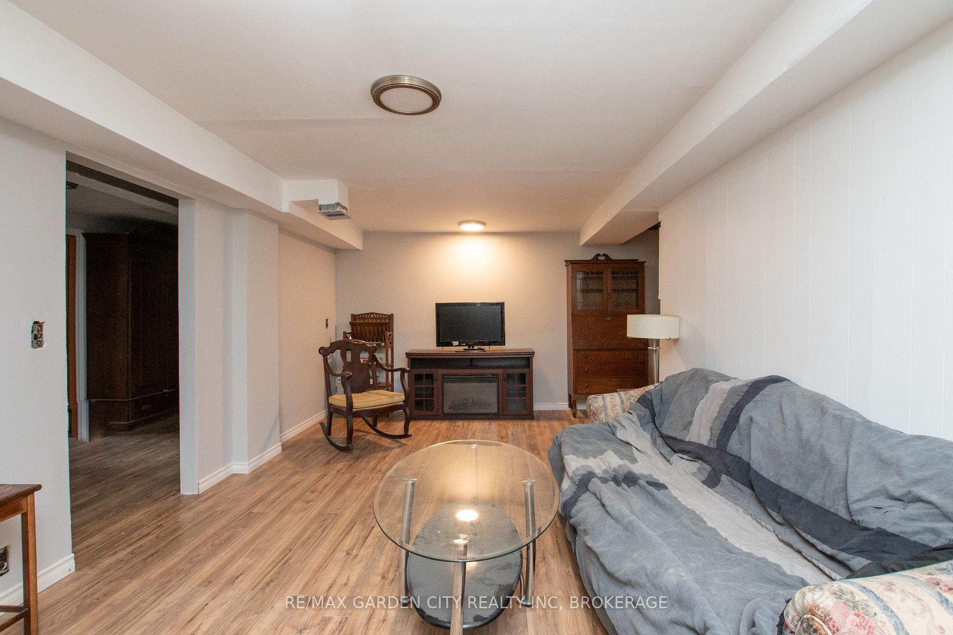 Photo 15 of 37 Mcdonald Avenue, Thorold, Thorold Downtown — HOMEH