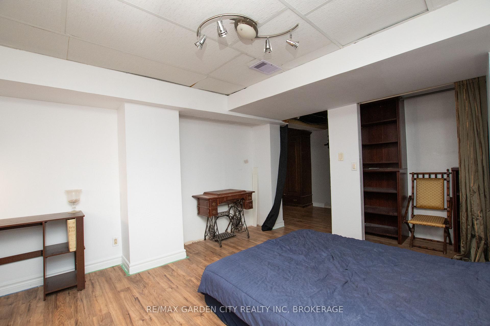 Photo 26 of 37 Mcdonald Avenue, Thorold, Thorold Downtown — HOMEH