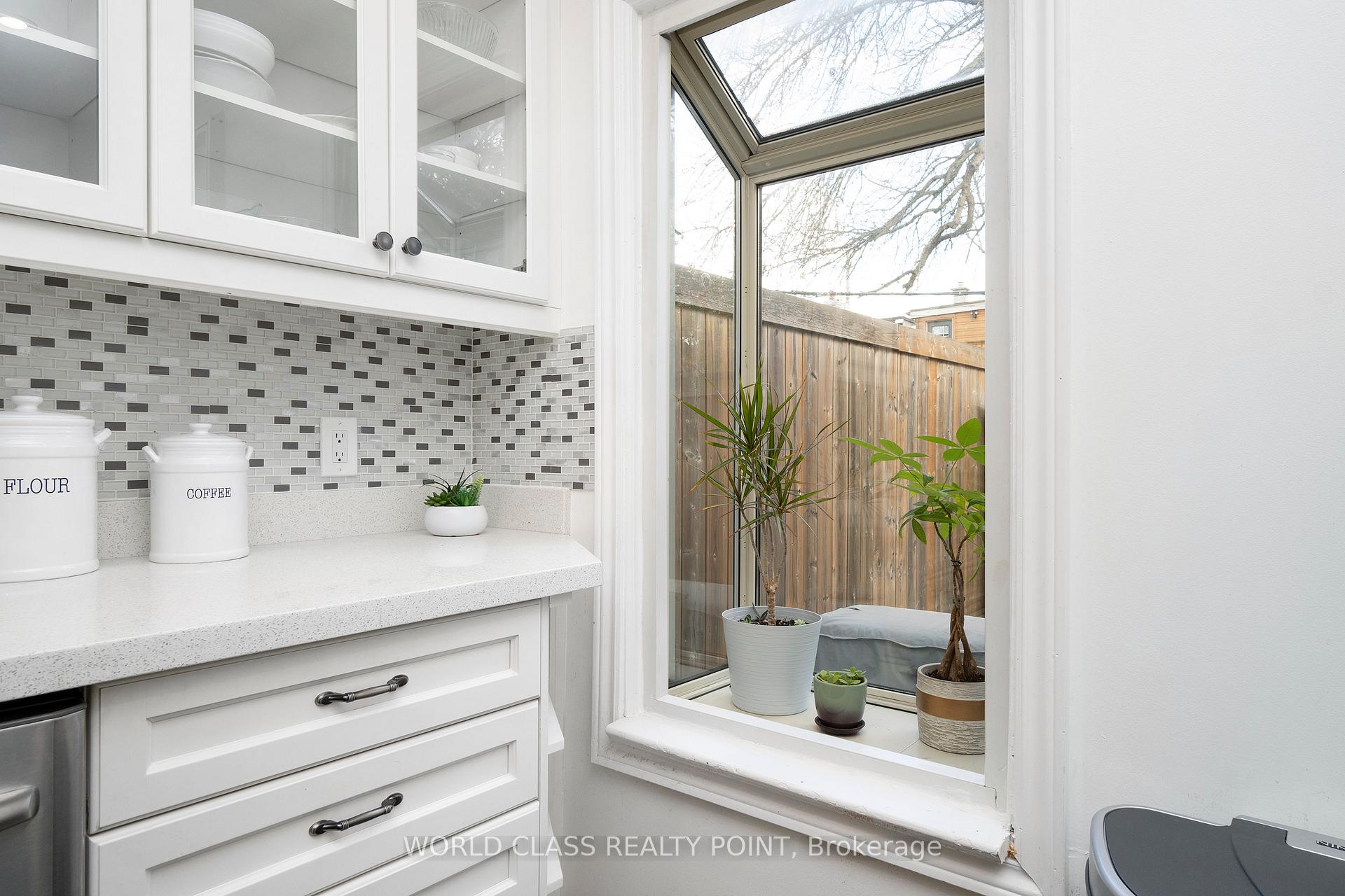 Photo 15 of 103 Kent Road, Toronto, Greenwood-Coxwell — HOMEH