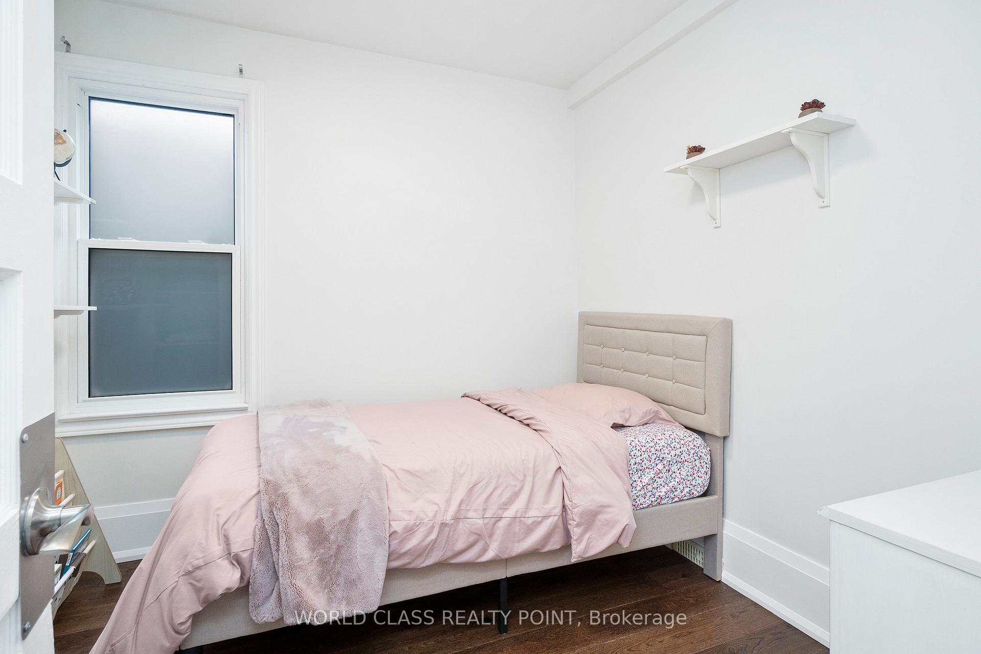 Photo 38 of 103 Kent Road, Toronto, Greenwood-Coxwell — HOMEH